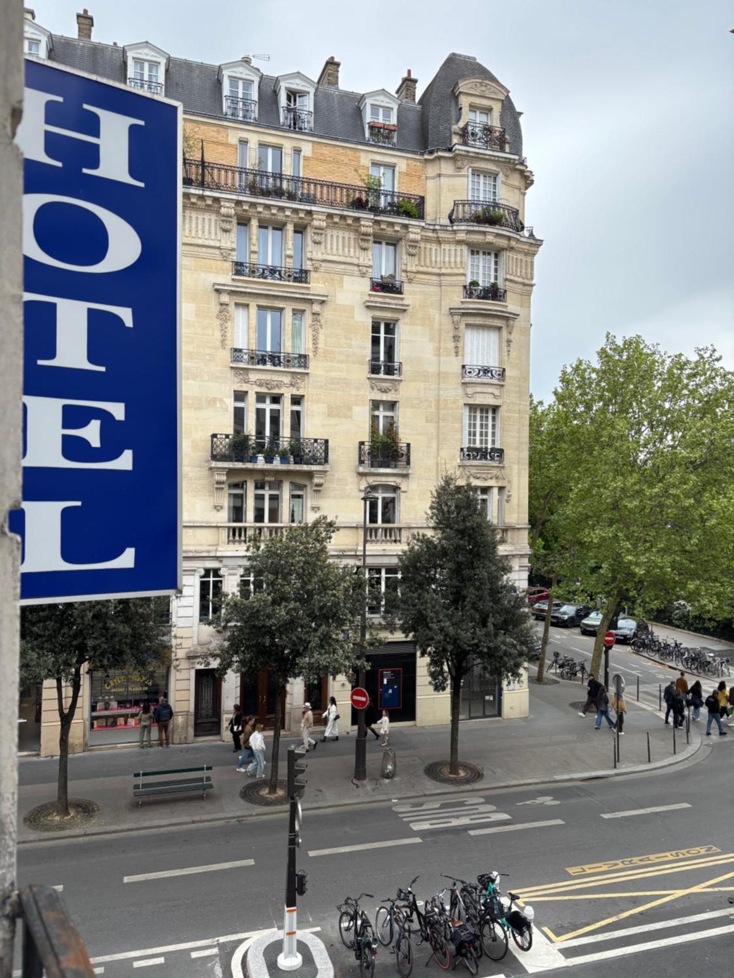 Hotel Des Fontaines Paris Bagian luar foto